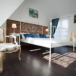 Old Town, 3 Bdr Penthouse, 100 M2 With Terrace *