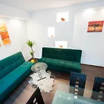 Old Town, 3 Bdr Penthouse, 100 M2 With Terrace * Vilnius