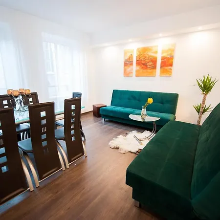 Old Town, 3 Bdr Penthouse, 100 M2 With Terrace VNO