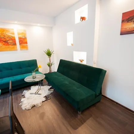 Old Town, 3 Bdr Penthouse, 100 M2 With Terrace וילנה