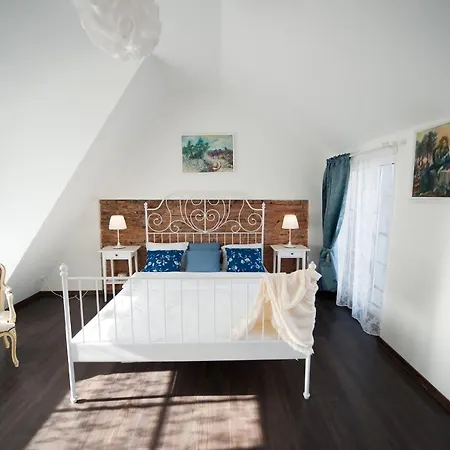 Old Town, 3 Bdr Penthouse, 100 M2 With Terrace Lägenhet VNO