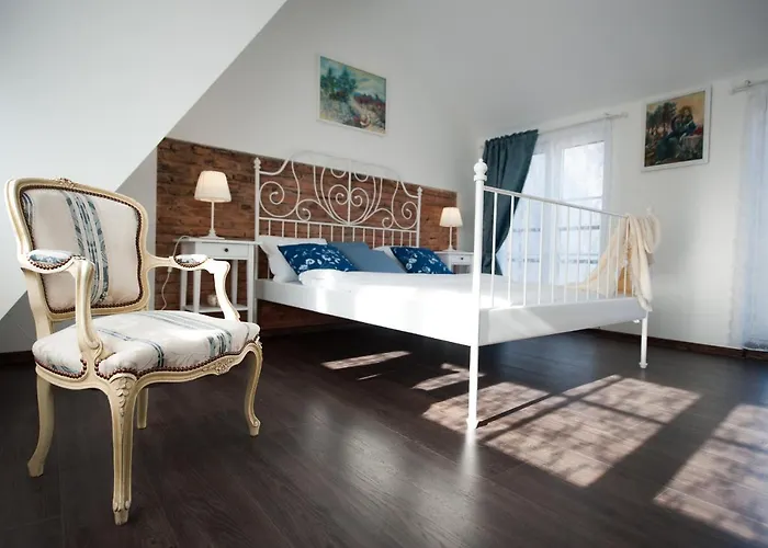 Old Town, 3 Bdr Penthouse, 100 M2 With Terrace *