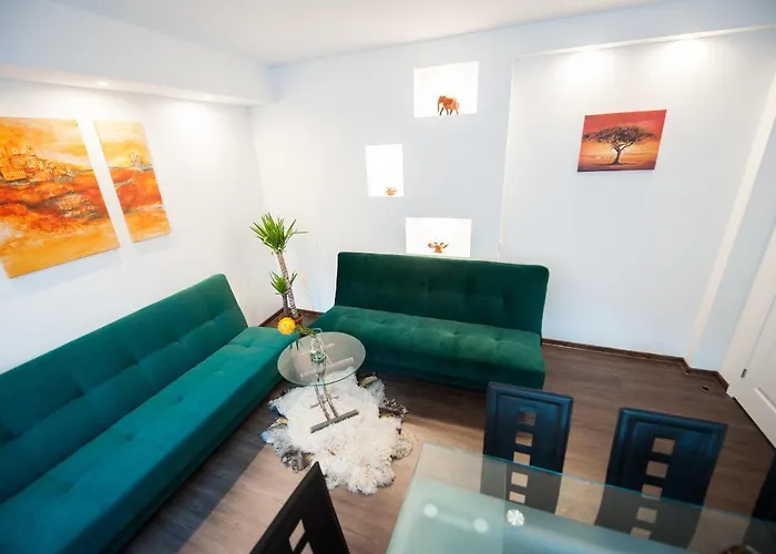 Old Town, 3 Bdr Penthouse, 100 M2 With Terrace * Vilnius