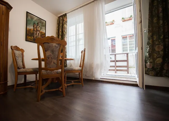 Old Town, 3 Bdr Penthouse, 100 M2 With Terrace