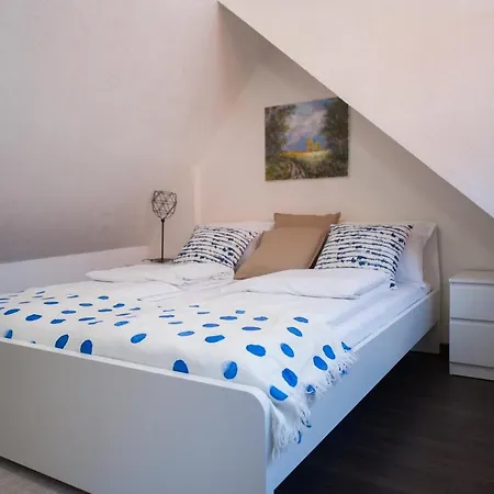 Old Town, 3 Bdr Penthouse, 100 M2 With Terrace * Вильнюс