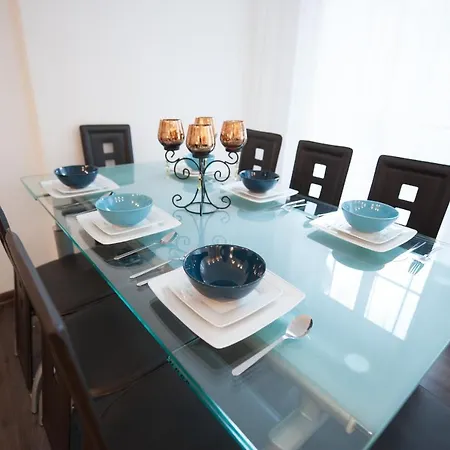 Old Town, 3 Bdr Penthouse, 100 M2 With Terrace * Вильнюс