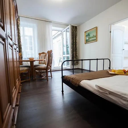 Old Town, 3 Bdr Penthouse, 100 M2 With Terrace 公寓 维尔纽斯